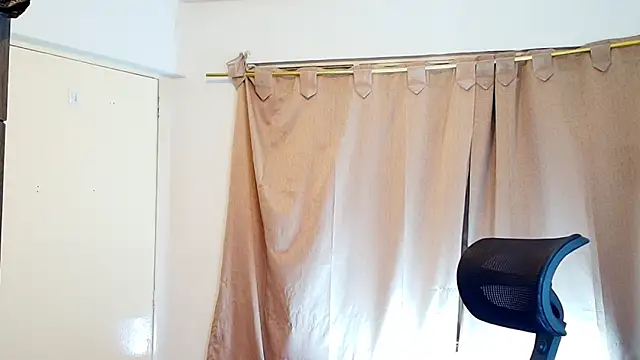 Snapshot of jimmy_class chatting on 12.19.25 jimmy class online show from 12.19.25