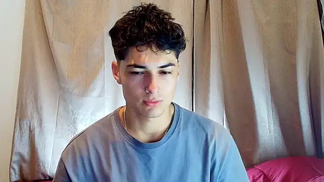 Snapshot of jimmy_class chatting on 12.20.25 jimmy class online show from 12.20.25