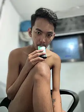 BoYofTheWorld 21 online show from 03.10.26