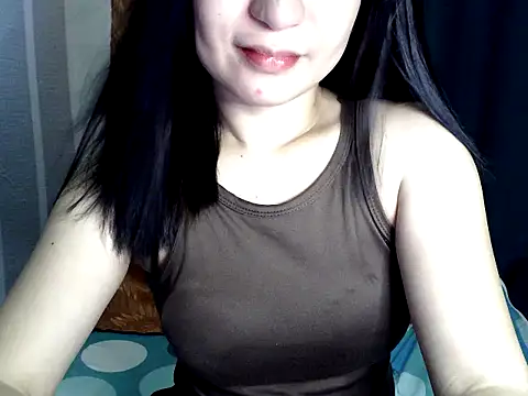 Snapshot of Mia_2022 chatting on 05.11.26 Mia 2022 online show from 05.11.26