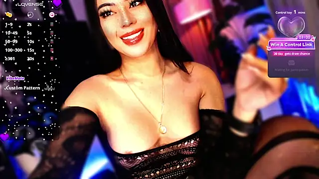 Thalia Cambridge online show from 12.13.25