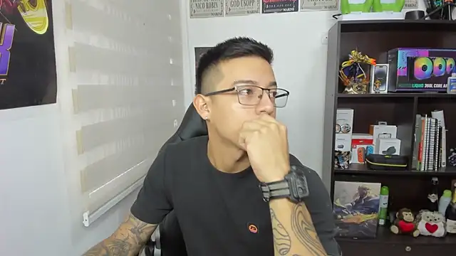 SIXXTOLOVE18 online show from 03.08.25