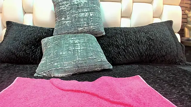 Salo Heaven online show from 02.05.25