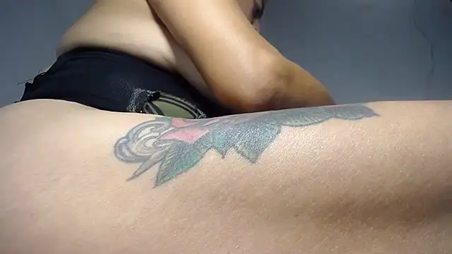 Vanessasweet2304 online show from 07.17.26