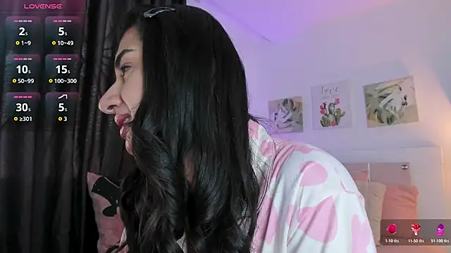 annadu011 online show from 11.21.25