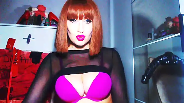 Snapshot of DelightGoddess chatting on 01.10.25 DelightGoddess online show from 01.10.25