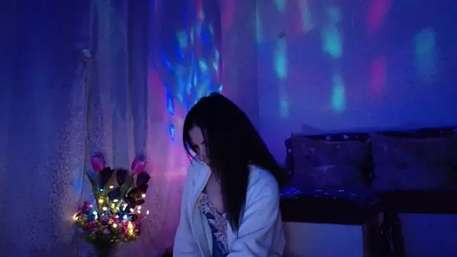 ElysaSun online show from 02.14.25