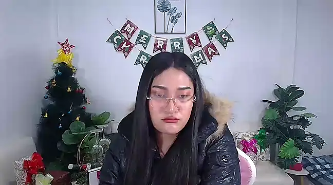 Snapshot of plysaithailand chatting on 01.13.25 plysaithailand online show from 01.13.25