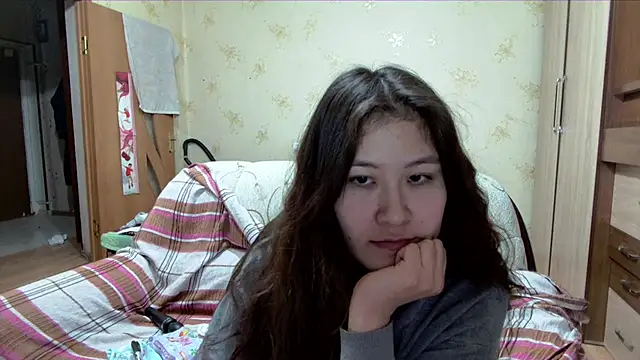 Riz girl online show from 04.20.26