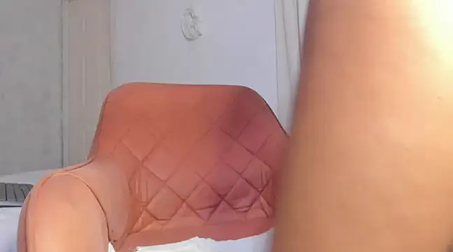 Snapshot of rosaaliiaa1 chatting on 01.11.25 rosaaliiaa1 online show from 01.11.25