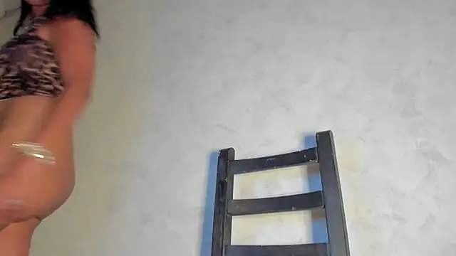 Snapshot of rosaaliiaa1 chatting on 03.04.25 rosaaliiaa1 online show from 03.04.25