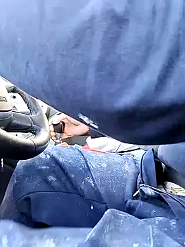 Snapshot of juandi21cm chatting on 01.17.25 juandi21cm online show from 01.17.25