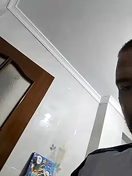 Snapshot of juandi21cm chatting on 01.26.25 juandi21cm online show from 01.26.25