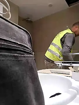 Snapshot of juandi21cm chatting on 02.04.25 juandi21cm online show from 02.04.25