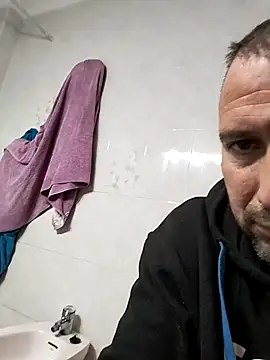 Snapshot of juandi21cm chatting on 02.09.25 juandi21cm online show from 02.09.25