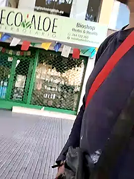 Snapshot of juandi21cm chatting on 02.11.25 juandi21cm online show from 02.11.25