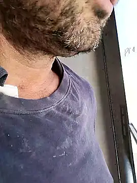 Snapshot of juandi21cm chatting on 02.13.25 juandi21cm online show from 02.13.25