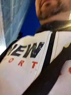 Snapshot of juandi21cm chatting on 02.17.25 juandi21cm online show from 02.17.25