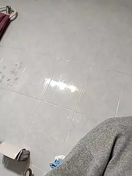 Snapshot of juandi21cm chatting on 02.23.25 juandi21cm online show from 02.23.25