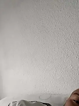 Snapshot of juandi21cm chatting on 02.28.25 juandi21cm online show from 02.28.25