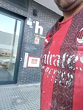 Snapshot of juandi21cm chatting on 09.15.25 juandi21cm online show from 09.15.25