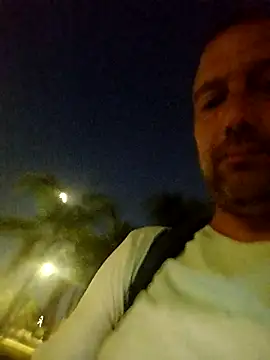 Snapshot of juandi21cm chatting on 09.16.25 juandi21cm online show from 09.16.25