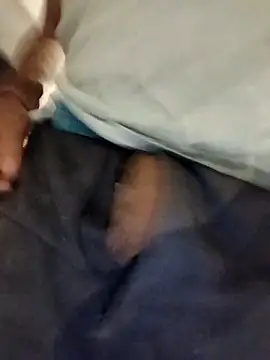 Snapshot of juandi21cm chatting on 09.25.25 juandi21cm online show from 09.25.25