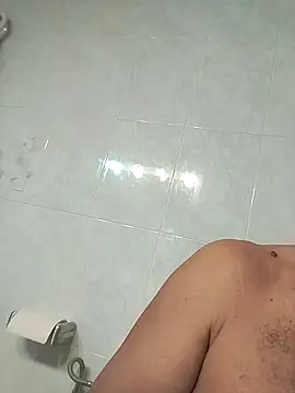 Snapshot of juandi21cm chatting on 10.26.25 juandi21cm online show from 10.26.25