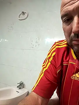 Snapshot of juandi21cm chatting on 11.15.25 juandi21cm online show from 11.15.25