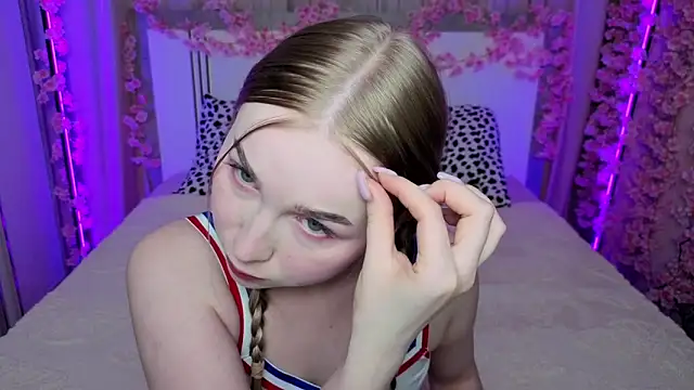 LilyStarlight online show from 04.30.26