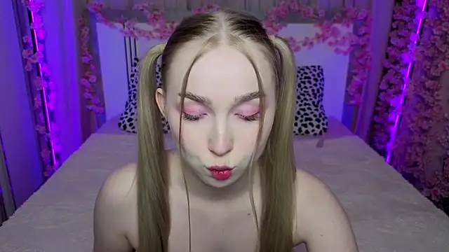 LilyStarlight online show from 05.02.26