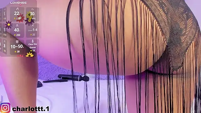 Snapshot of charlotte_250 chatting on 12.07.24 charlotte 250 online show from 12.07.24