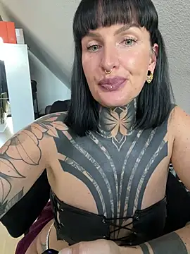 InkedBiitch online show from 05.21.26