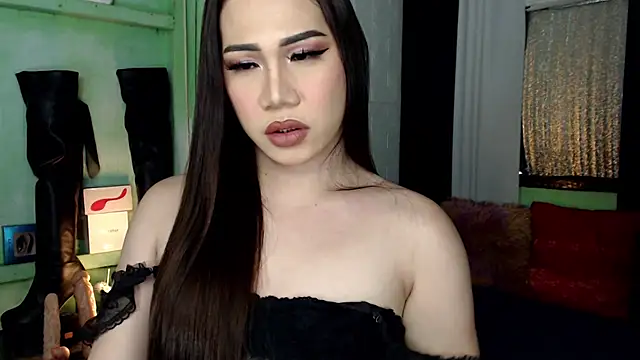 Snapshot of elise_bloom69 chatting on 09.26.25 elise bloom69 online show from 09.26.25