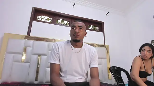 Snapshot of Kylieandjhonny chatting on 01.25.25 Kylieandjhonny online show from 01.25.25