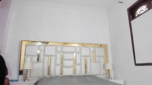 Snapshot of Kylieandjhonny chatting on 03.08.25 Kylieandjhonny online show from 03.08.25