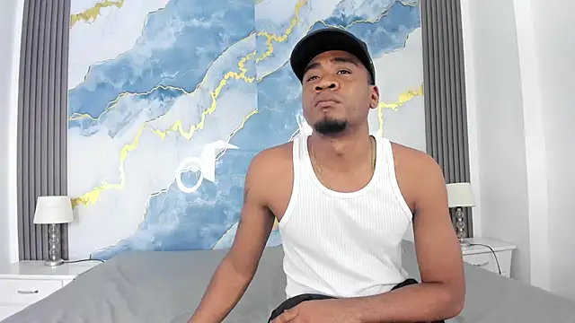 Snapshot of Kylieandjhonny chatting on 11.10.25 Kylieandjhonny online show from 11.10.25