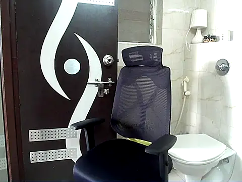 Snapshot of king_kong_india1 chatting on 01.11.26 king kong india1 online show from 01.11.26