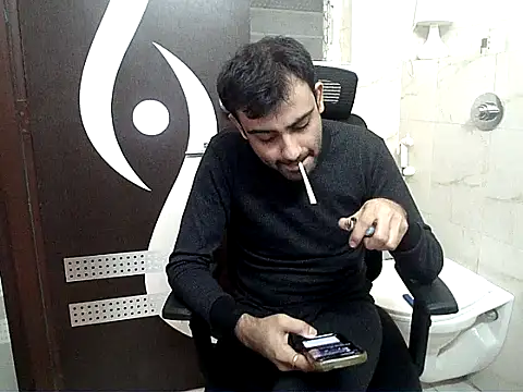 Snapshot of king_kong_india1 chatting on 01.11.26 king kong india1 online show from 01.11.26