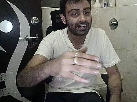 Snapshot of king_kong_india1 chatting on 01.15.26 king kong india1 online show from 01.15.26