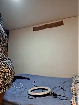 Snapshot of Natashariley1 chatting on 12.11.24 Natashariley1 online show from 12.11.24