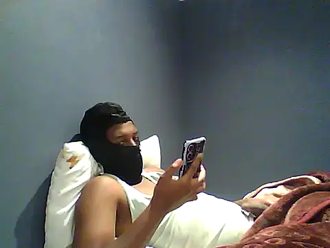 TitularAdaption online show from 10.04.25