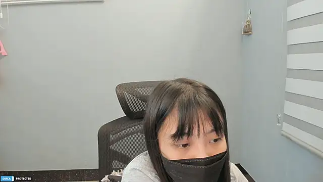 Ayase momo online show from 01.05.25