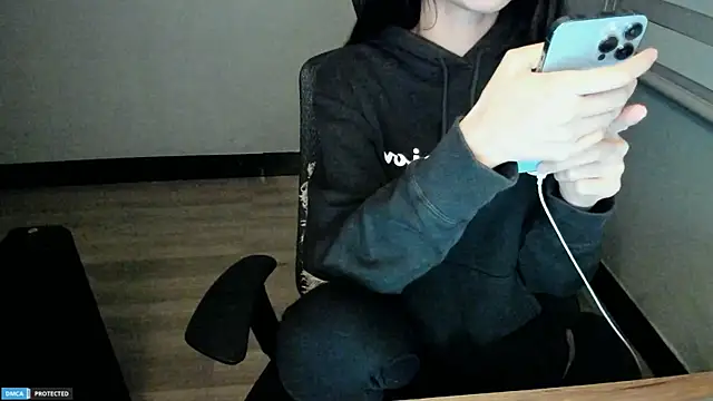 Ayase momo online show from 01.19.25