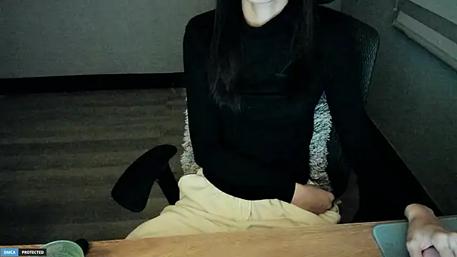 Ayase momo online show from 01.23.25