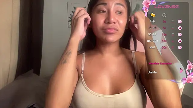 Snapshot of Alaia_Pope chatting on 06.23.26 Alaia Pope online show from 06.23.26