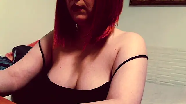 Snapshot of MashaYeah777 chatting on 11.05.25 MashaYeah777 online show from 11.05.25