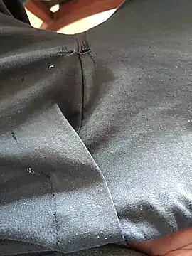 Snapshot of encantajpdo chatting on 10.06.25 encantajpdo online show from 10.06.25