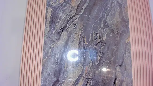 Snapshot of Rianamanson chatting on 10.05.25 Rianamanson online show from 10.05.25