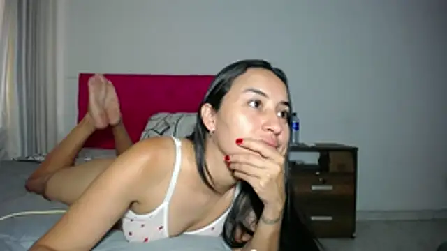 LisaRiveraxxx online show from 10.24.25